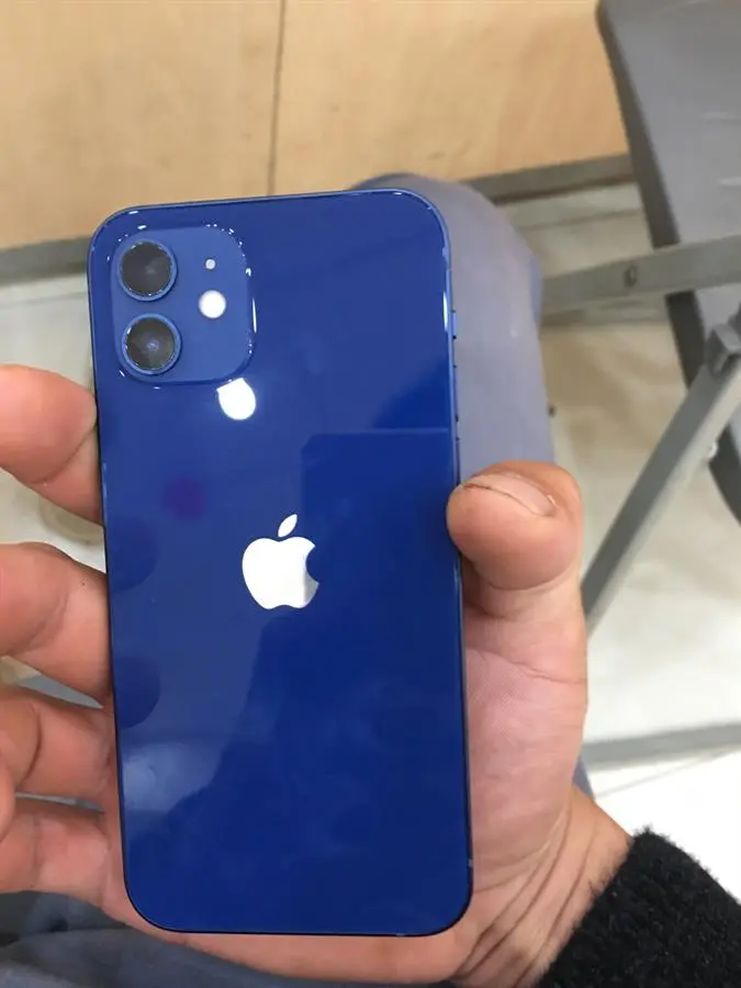 Khách hàng review Điện thoại iPhone 12 64GB 18