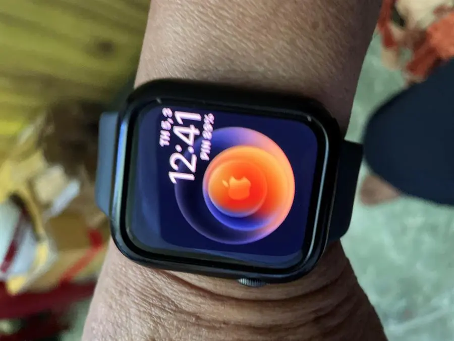Khách hàng review Đồng hồ thông minh Apple Watch S6 44mm 5