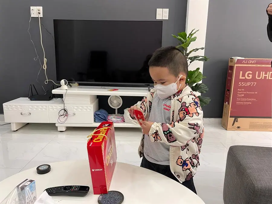 Khách hàng review Smart Tivi LG 4K 55 inch 55UP7750PTB 9
