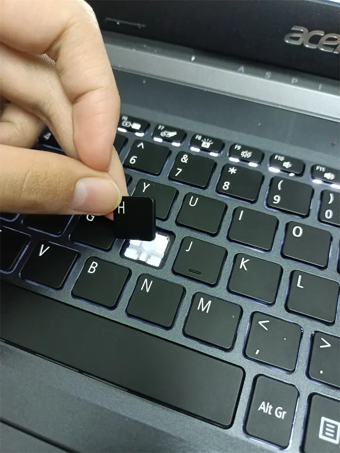 Khách hàng review Laptop Acer Aspire 7 Gaming A715 42G R4XX R5 5500U/8GB/256GB/4GB GTX1650/Win11 (NH.QAYSV.008) 15