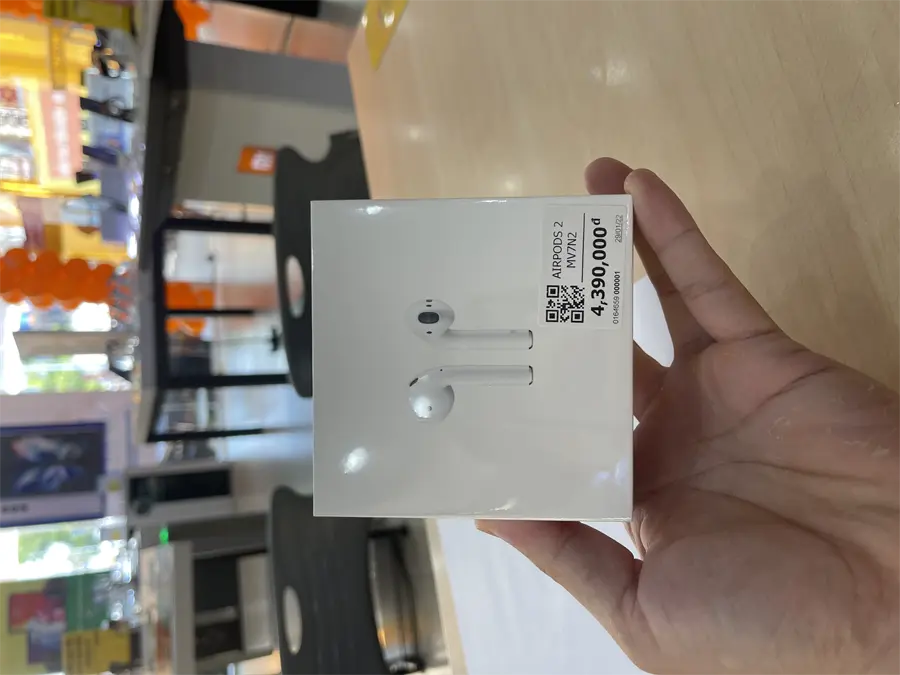 Khách hàng review Tai nghe Bluetooth AirPods 2 Lightning Charge Apple MV7N2 42