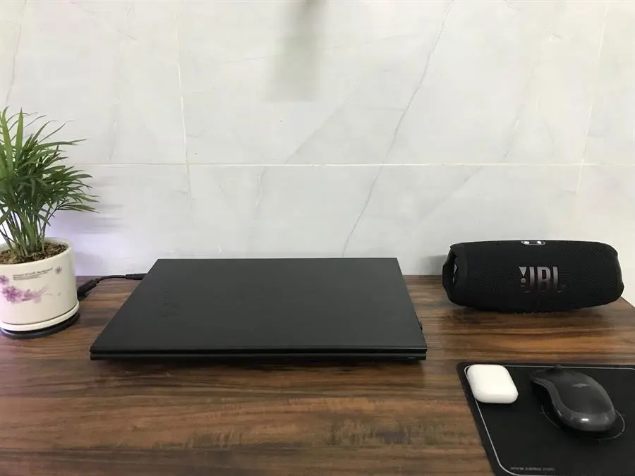 Khách hàng review Loa Bluetooth JBL Charge 5 12