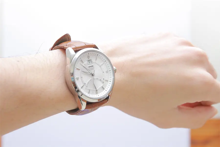 Khách hàng review Đồng hồ MVW 43 mm Nam ML050-01 3