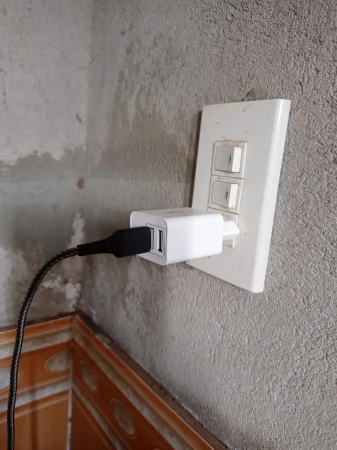 Khách hàng review Adapter sạc 2 cổng USB 12W Dual AVA ACL168A 4