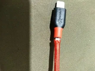 Khách hàng review Cáp sạc và truyền dữ liệu USB-A - Lightning 10.5W 1m Xmobile DR-L001X 8