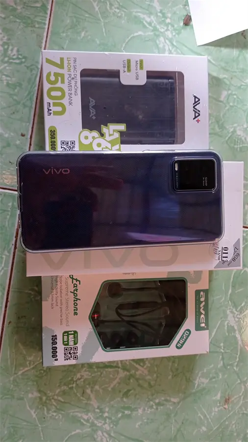 Khách hàng review Điện thoại vivo Y21s 6GB 8