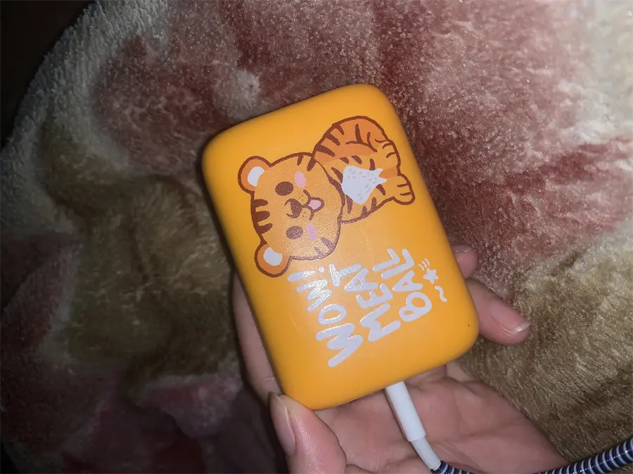 Khách hàng review Pin sạc dự phòng 10000mAh Type C PD QC3.0 Hydrus PB299S 11