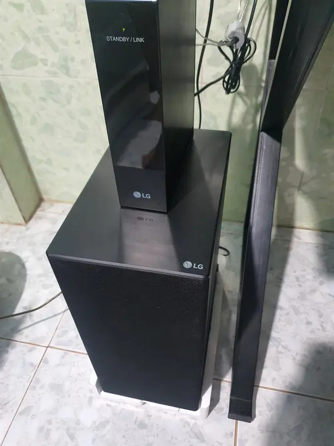 Khách hàng review Bộ loa thanh LG SN5R 520W 15