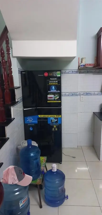 Khách hàng review Tủ lạnh Panasonic Inverter 326 lít NR-TL351GPKV 4