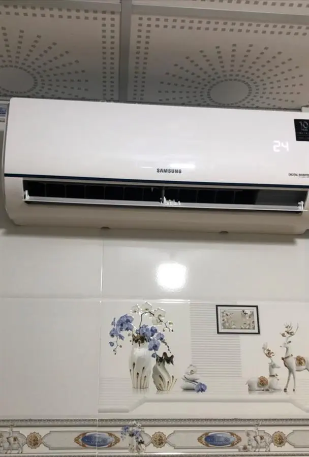 Khách hàng review Máy lạnh Samsung Inverter 1 HP AR09TYHQASINSV 129