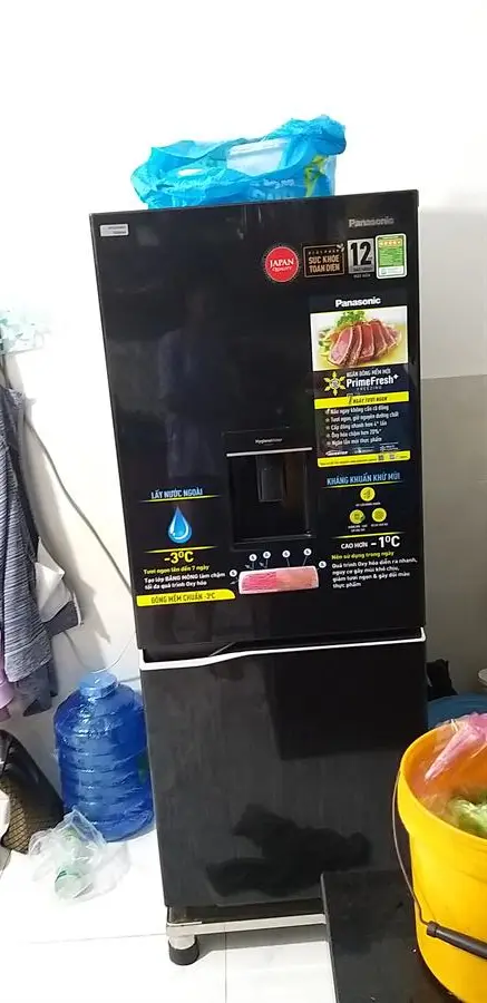 Khách hàng review Tủ lạnh Panasonic Inverter 255 lít NR-BV280WKVN 2