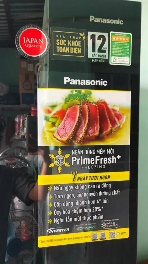 Khách hàng review Tủ lạnh Panasonic Inverter 322 lít NR-BV360GKVN 2