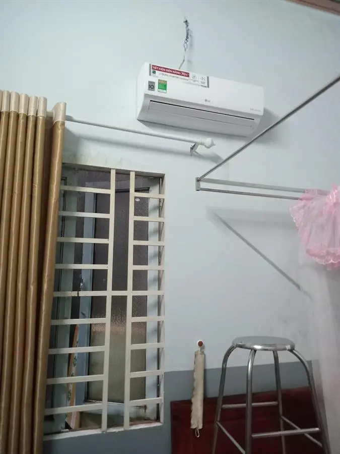 Khách hàng review Máy lạnh Samsung Inverter 1 HP AR09TYHQASINSV 88