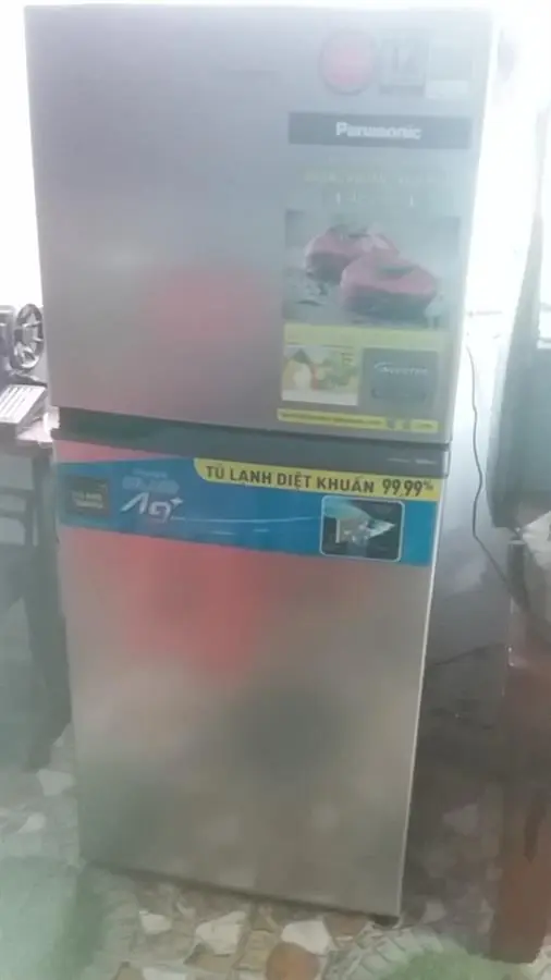 Khách hàng review Tủ lạnh Panasonic Inverter 234 lít NR-TV261APSV 49