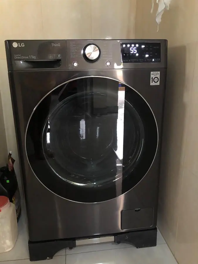 Khách hàng review Máy giặt LG AI DD Inverter 11 kg FV1411S3B 14