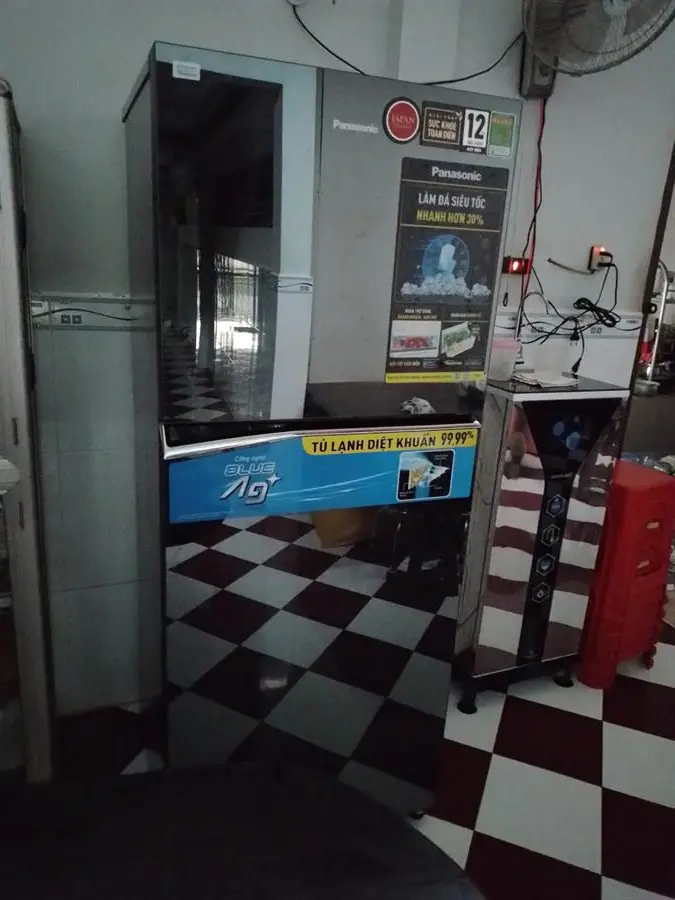 Khách hàng review Tủ lạnh Panasonic Inverter 326 lít NR-TL351VGMV 57