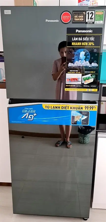 Khách hàng review Tủ lạnh Panasonic Inverter 326 lít NR-TL351VGMV 55