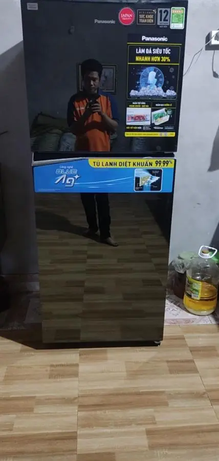 Khách hàng review Tủ lạnh Panasonic Inverter 326 lít NR-TL351VGMV 54