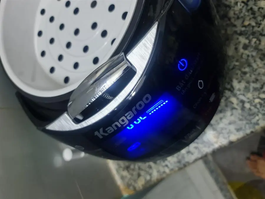 Khách hàng review Nồi cơm điện tử Kangaroo 1.8 lít KG595 20
