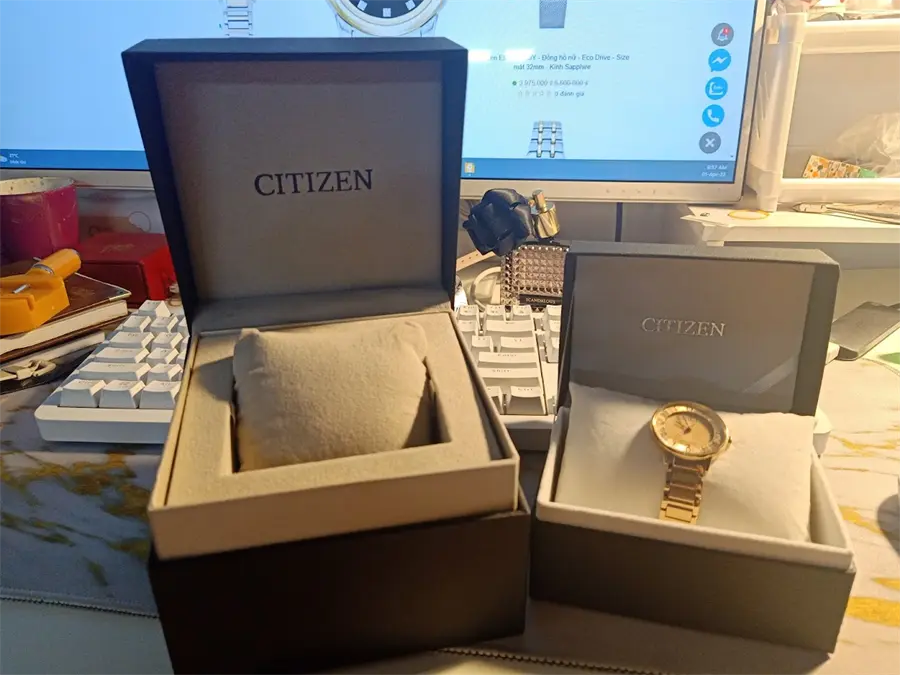 Khách hàng review Đồng hồ CITIZEN 30.8 mm Nữ EM0523-86P 4