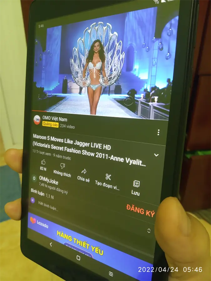 Khách hàng review Máy tính bảng Alcatel 3T8 1