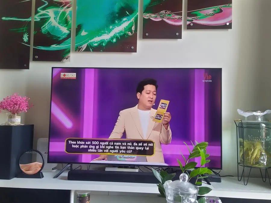 Khách hàng review Smart Tivi Samsung 4K Crystal UHD 55 inch UA55AU7200 10