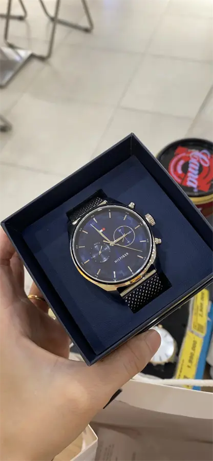 Khách hàng review Đồng hồ TOMMY HILFIGER 44 mm Nam 1710420 1