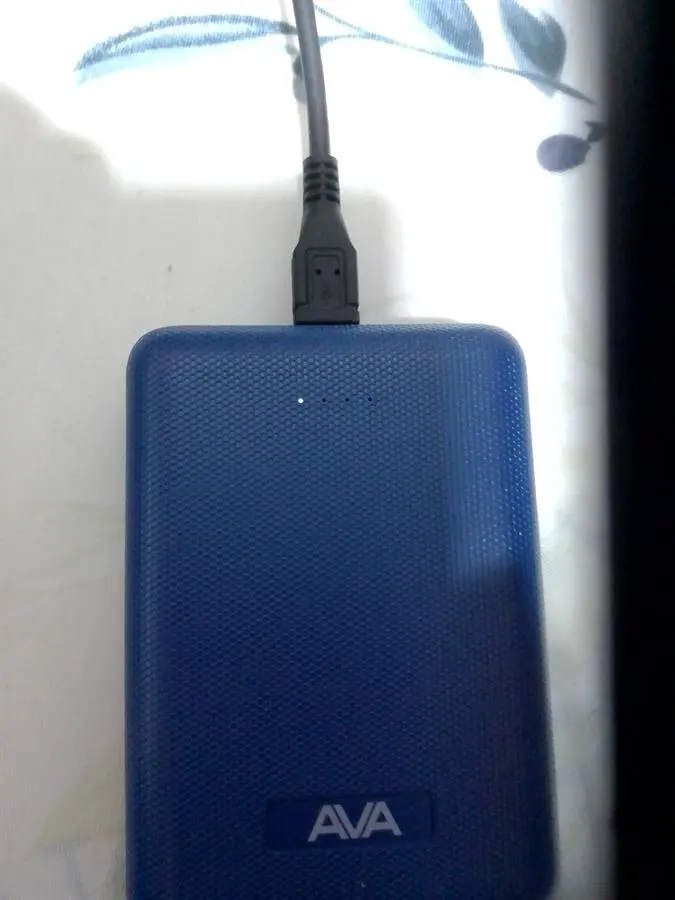 Khách hàng review Pin sạc dự phòng Polymer 10.000 mAh 10.5W AVA PA W11 1