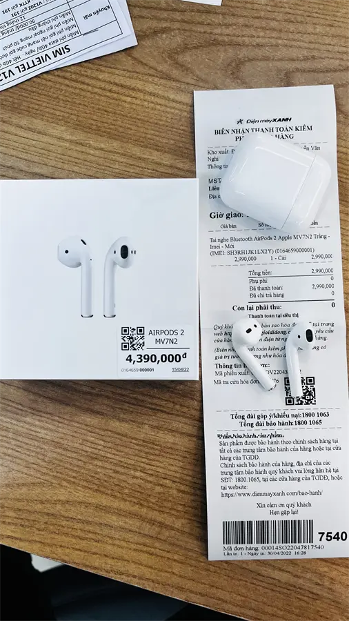 Khách hàng review Tai nghe Bluetooth AirPods 2 Lightning Charge Apple MV7N2 36