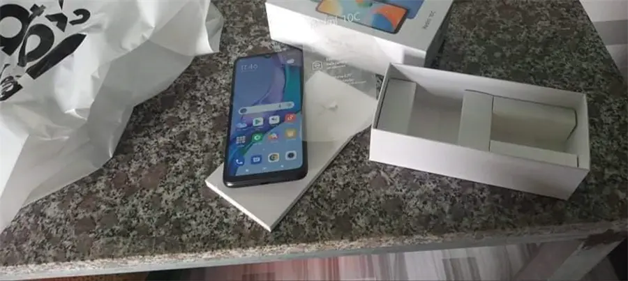 Khách hàng review Điện thoại Xiaomi Redmi 10C 64GB 5