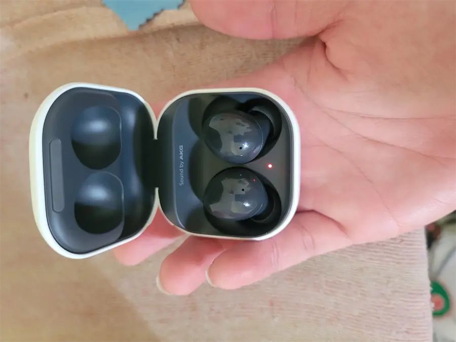 Khách hàng review Tai nghe Bluetooth True Wireless Samsung Galaxy Buds 2 R177N 26