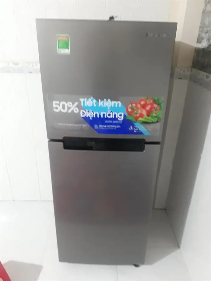 Khách hàng review Tủ lạnh Samsung Inverter 208 lít RT19M300BGS/SV 14