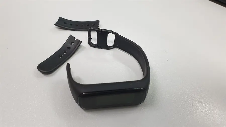 Khách hàng review Vòng tay thông minh Samsung Galaxy Fit2 Đen 2
