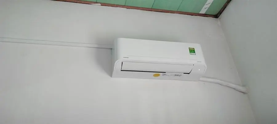 Khách hàng review Máy lạnh Toshiba 1 HP Inverter RAS-H10C4KCVG-V 18