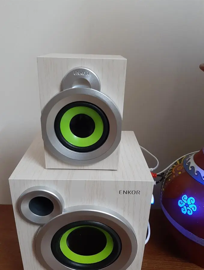 Khách hàng review Loa vi tính Enkor E300 Plus 14