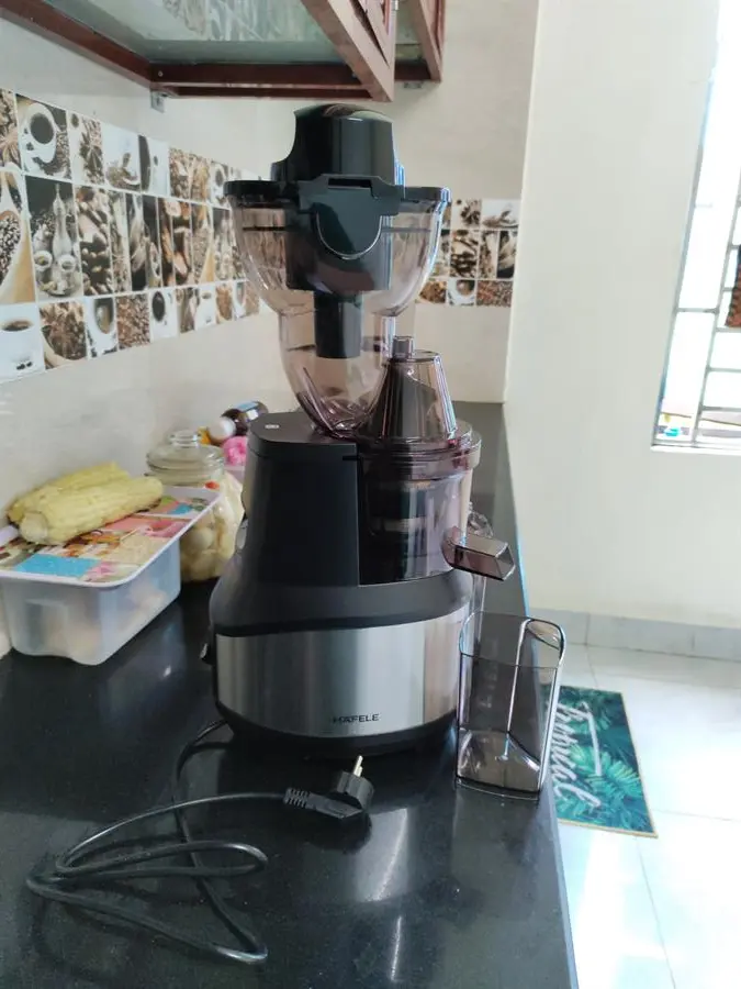 Khách hàng review Máy ép chậm Hafele JE230-BL (535.43.531) 23