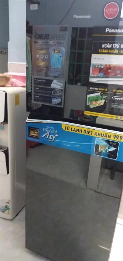 Khách hàng review Tủ lạnh Panasonic Inverter 306 lít NR-TV341VGMV 1