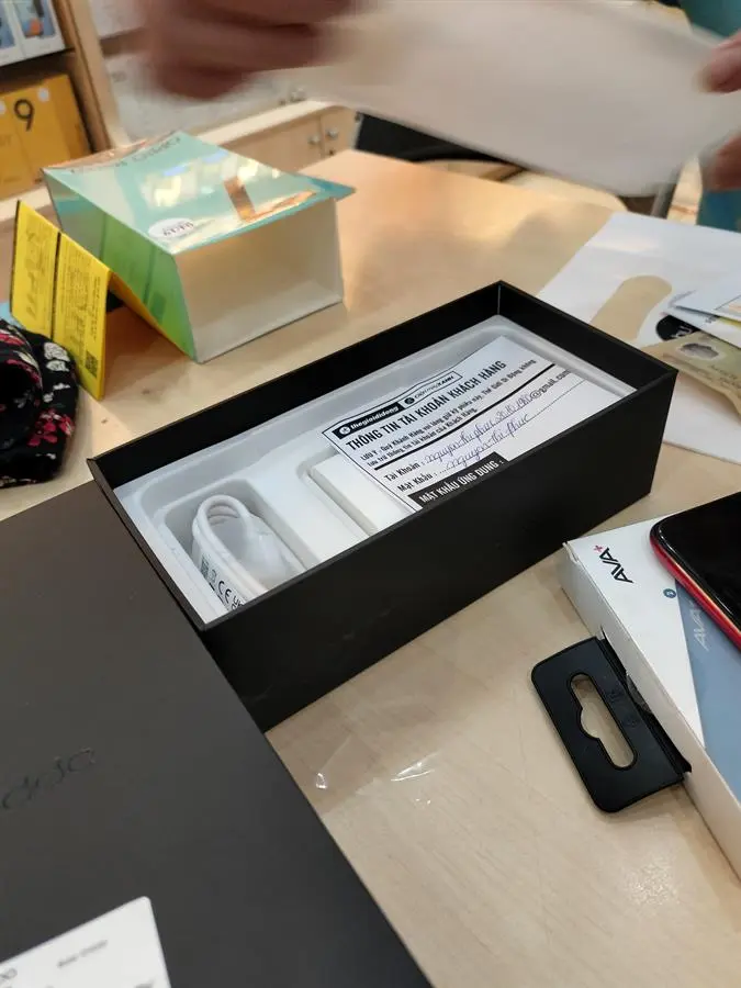 Khách hàng review Điện thoại OPPO Reno7 8