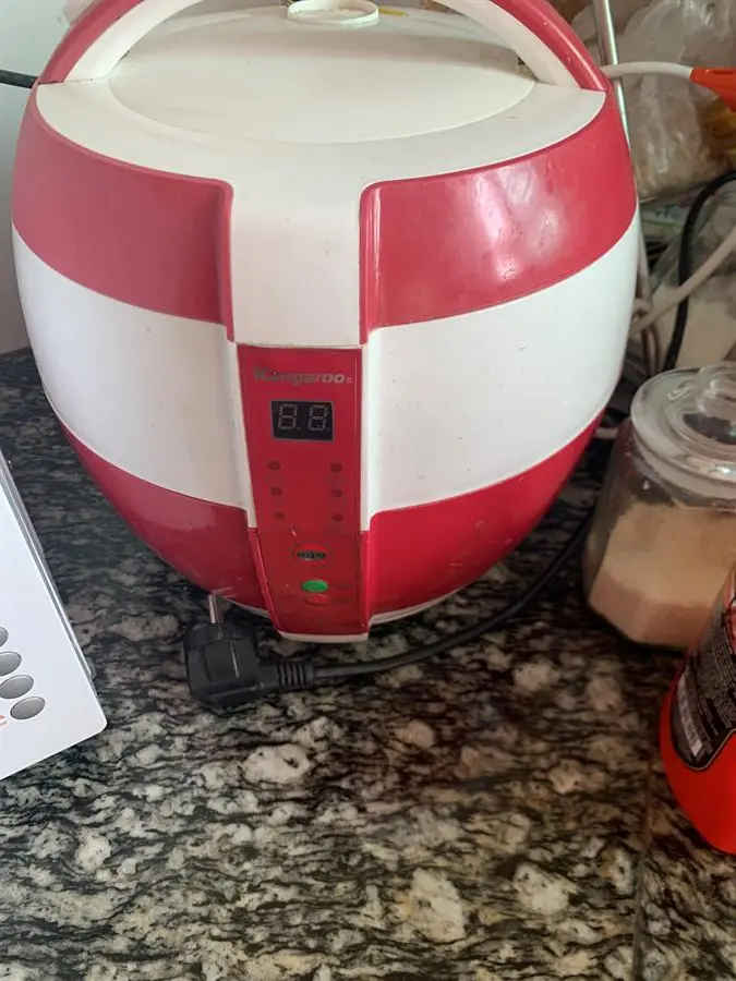 Khách hàng review Nồi cơm nắp gài Kangaroo 1.8 lít KG835 5