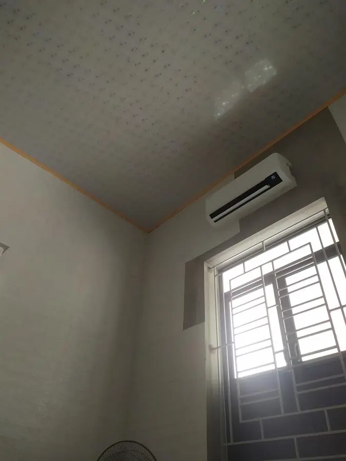 Khách hàng review Máy lạnh Samsung Inverter 1 HP AR10TYHYCWKNSV 67