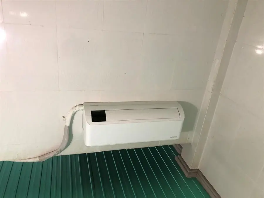 Khách hàng review Máy lạnh Samsung Inverter 1 HP AR10TYHYCWKNSV 16