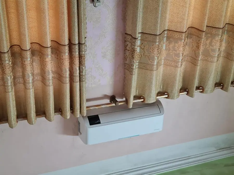Khách hàng review Máy lạnh Samsung Inverter 1.5 HP AR13TYHYCWKNSV 22