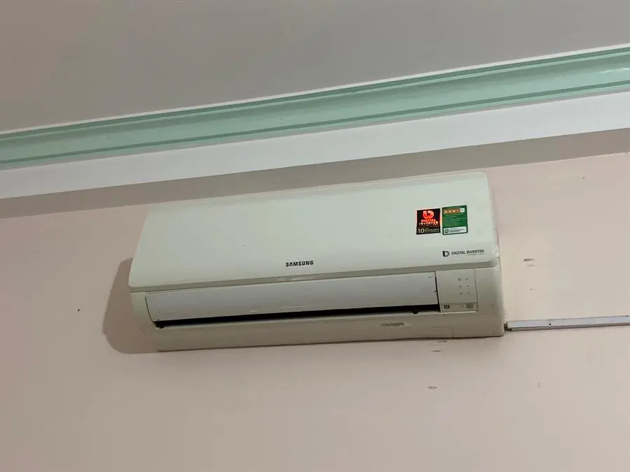 Khách hàng review Máy lạnh Samsung Inverter 1 HP AR10TYHYCWKNSV 14
