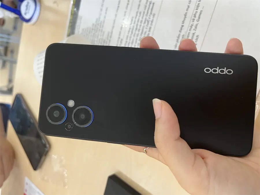 Khách hàng review Điện thoại OPPO Reno7 Z 5G 11