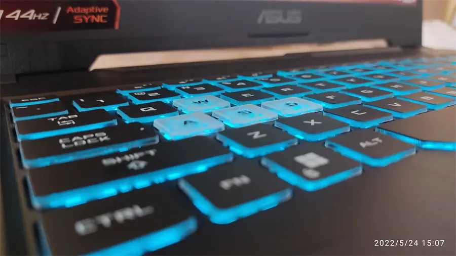 hách hàng review Laptop Asus TUF Gaming F15 FX506HC i5 11400H/8GB/512GB/4GB RTX3050/144Hz/Win11 (HN144W) 6