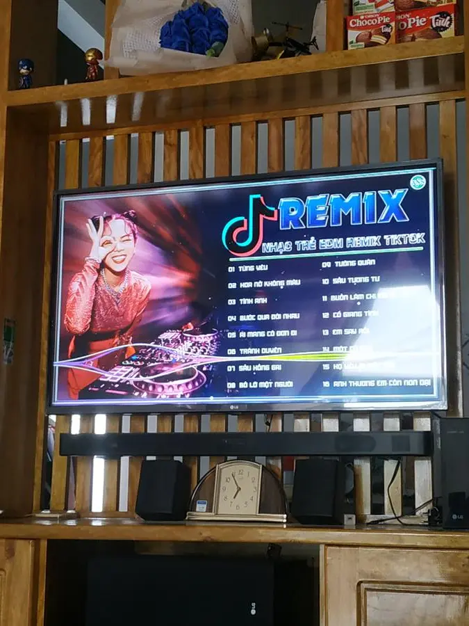 Khách hàng review Smart Tivi LG 4K 43 inch 43UP7550PTC 15