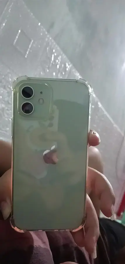 Khách hàng review Điện thoại iPhone 12 128GB 2