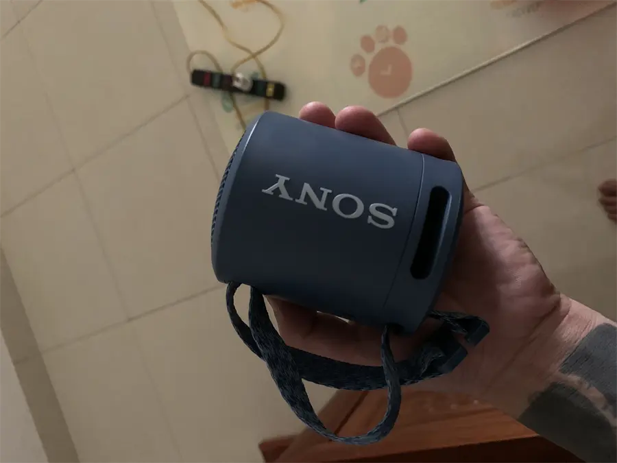Khách hàng review Loa Bluetooth Sony SRS-XB13 12