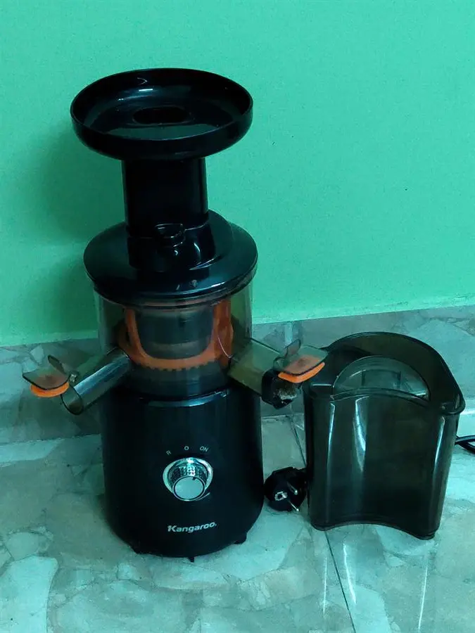 Khách hàng review Máy ép chậm Kangaroo KG1B8 17