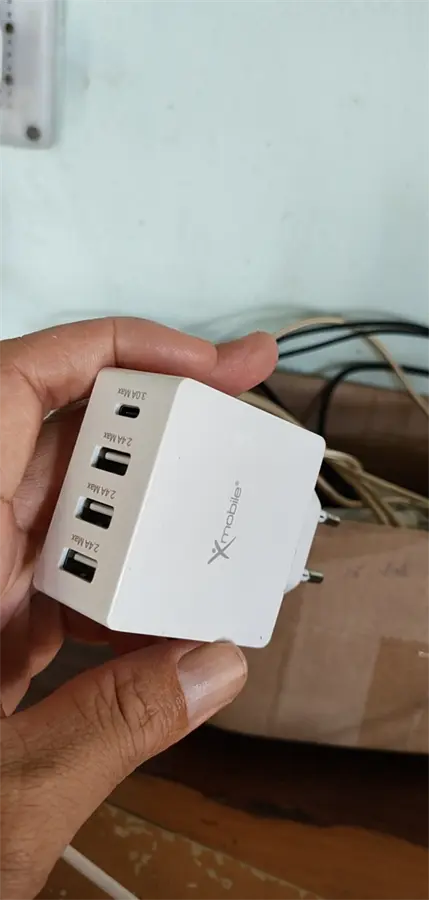Khách hàng review Adapter sạc 4 cổng USB Type C 15W Xmobile DS931-WB 5
